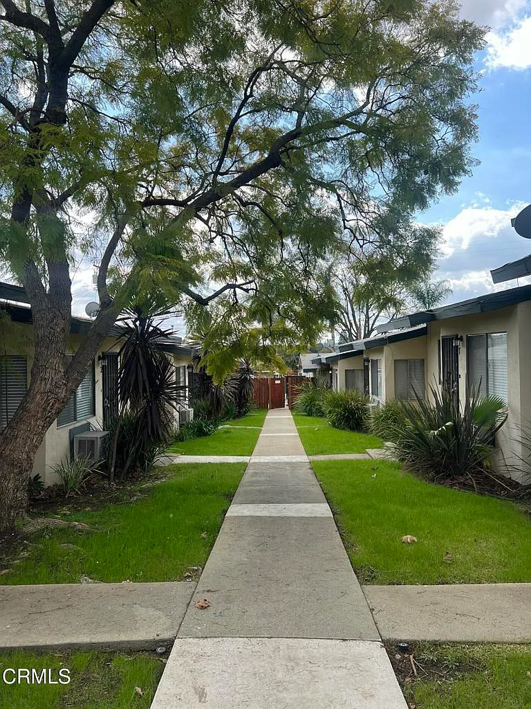 2 bed, 1.0 bath, 850 sqft, $2,495 — Photo 4