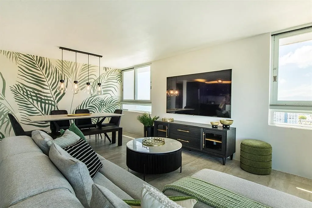 2 bed, 2.0 bath, 1261 sqft, $4,500 — Photo 4