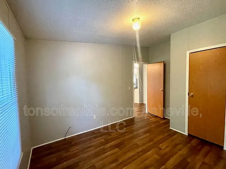 132 Josiah Ln — Photo 19