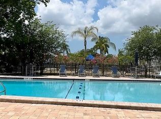 2037 Phillippe Pkwy, Safety Harbor, FL 34695