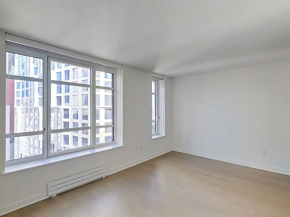 1st image of 45 Hoyt St APT 4S