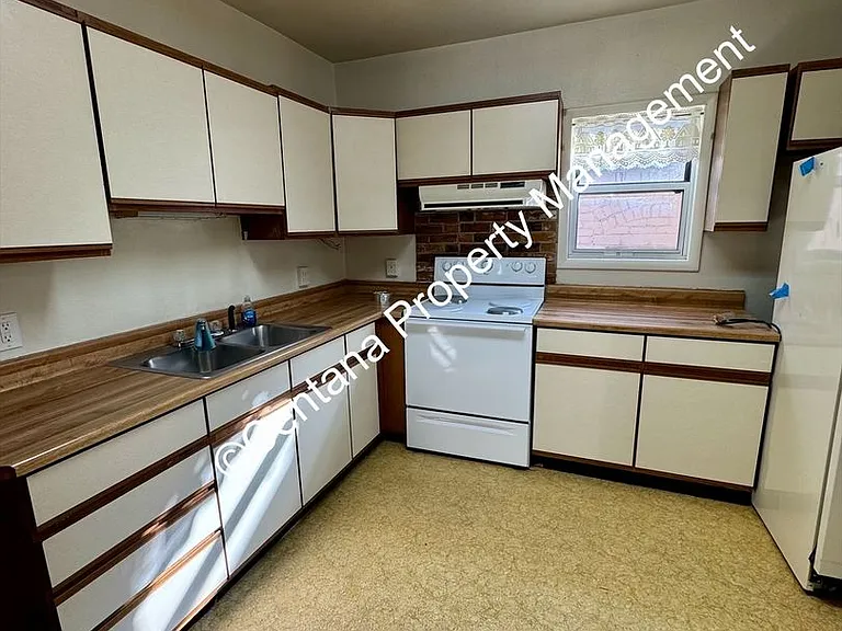 530 N Franklin St — Photo 7