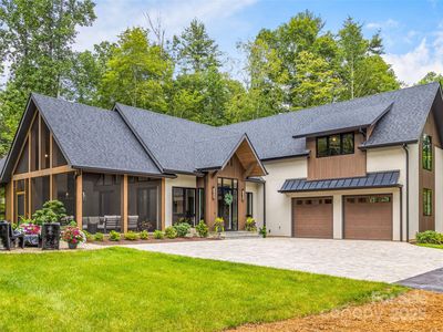 216 Shadybrook Trl, Hendersonville, NC, 28739
