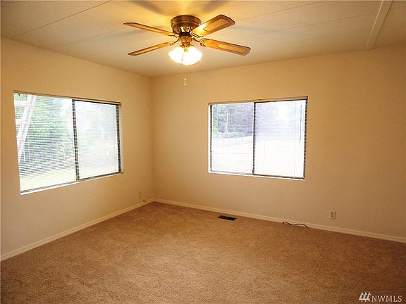 3rd image of 11114 SE 320th St