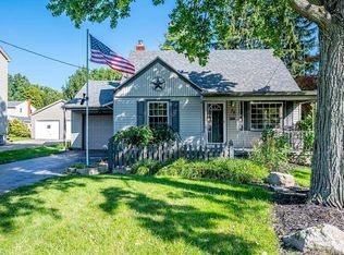 38 Edgewater Dr, Poland, OH 44514