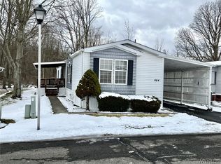 464 Jim Kelly Dr, Lockport, NY 14094