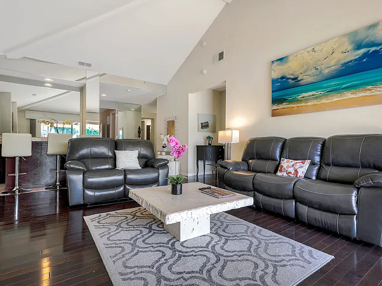 142 Lake Shore Dr — Photo 8