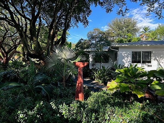 2nd image of 10400 NE 4th Ave