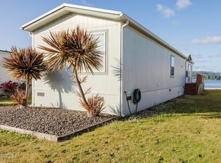 955 NE Mill St #E-7, Waldport, OR