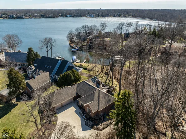 8613 Seaward Ln, Indianapolis, IN 46256