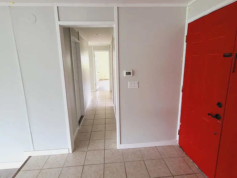 17229 NE 6th Pl — Photo 2