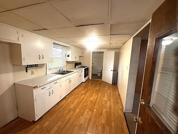 4th image of 403 5th Ave