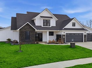 570 Contour Cv, Huntertown, IN 46748