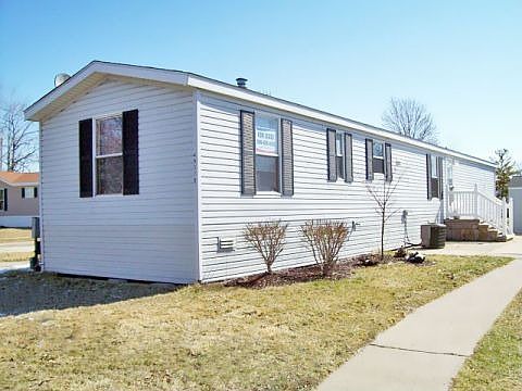 1st image of 49578 Au Lac Dr E