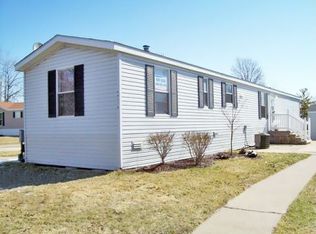 49578 Au Lac Dr E, Chesterfield, MI 48051