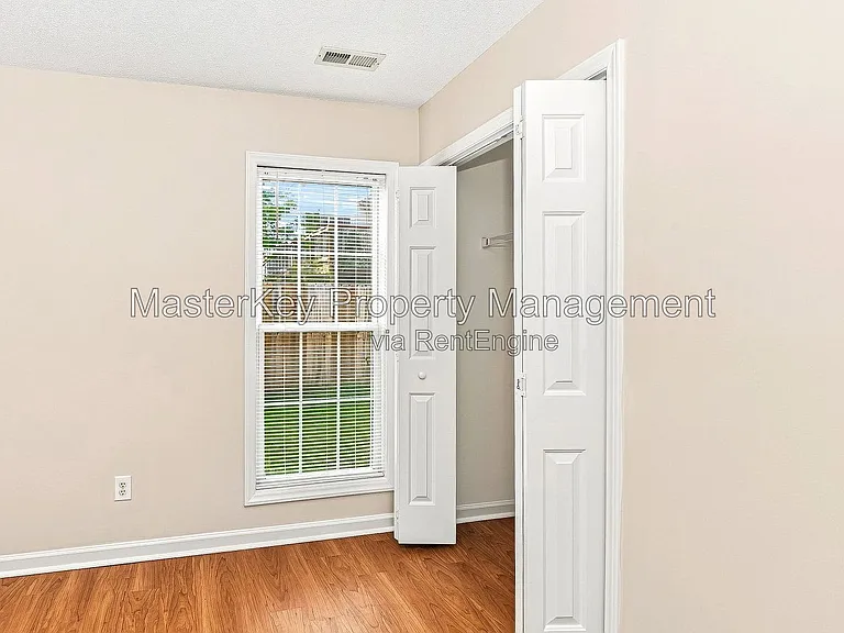 6307 Forest Ridge Dr — Photo 27