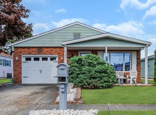 38 Lumsden St, Toms River, NJ 08757