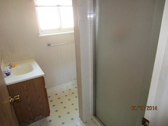 2nd image of 2621 Grace Dr
