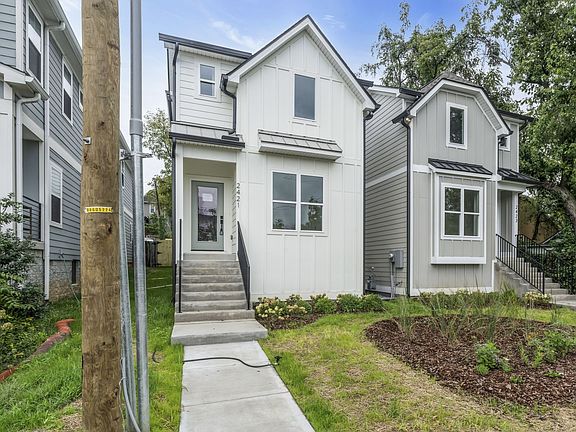 2nd image of 2421 Emmett Ave