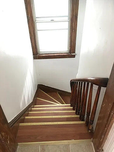 42 Romaine Ave Photo 1