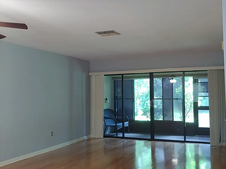 63 Douglas St #11 — Photo 10