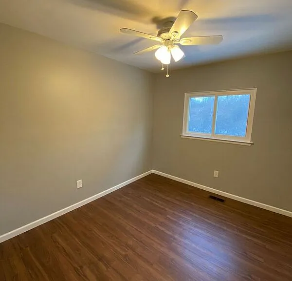 243 Randall Dr — Photo 19
