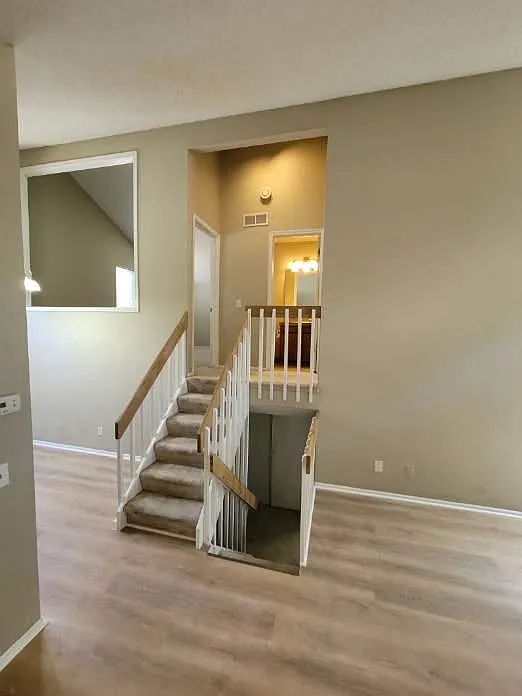 3 bed, 2.5 bath, 1438 sqft, $2,495 — Photo 4