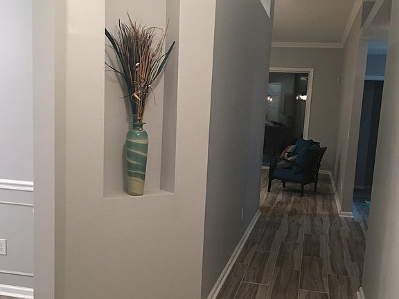 4th image of 2604 E DALMATION Lane