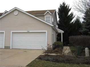 1310 Meadow Run, Akron, OH 44321