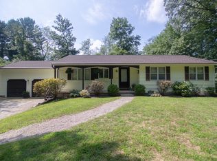 107 Park Rd, Chelmsford, MA 01824