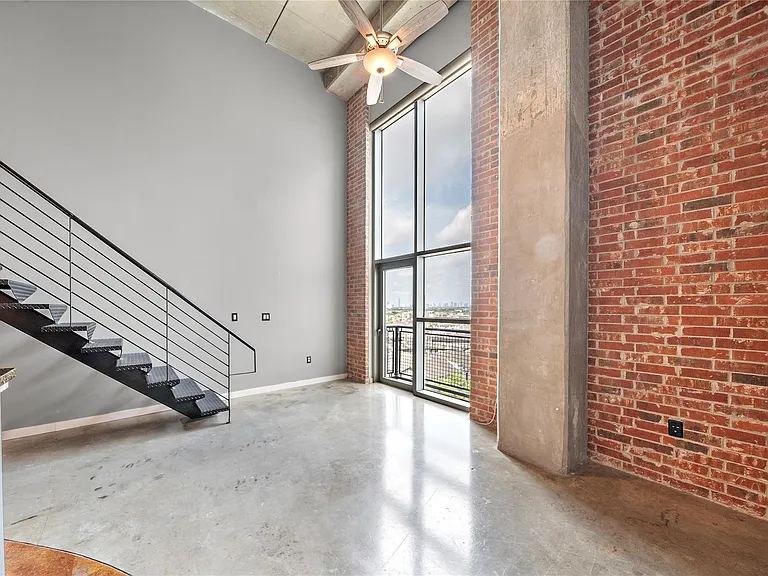 2000 Bagby St #13439 — Photo 6