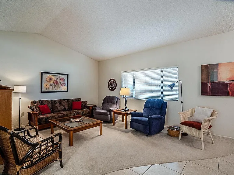 12439 W Tigerseye Dr — Photo 6