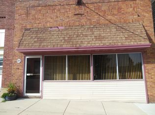 206 5th Ave W, Ellendale, MN 56026