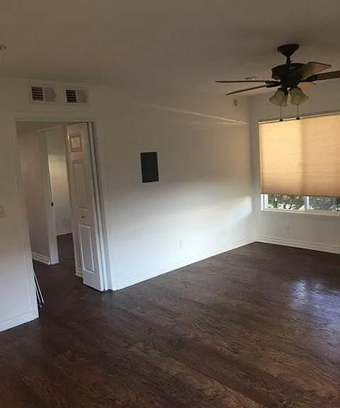 LARGE MASTER BEDROOM (ORIGINALLY 2 BEDROOMS, WALL REMOVED)