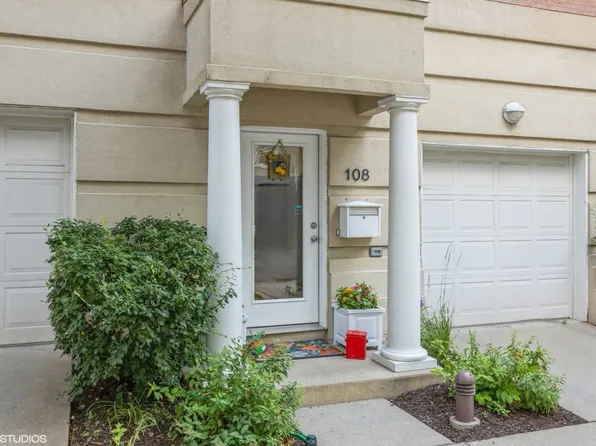 108 Belvidere Ave, Forest Park, IL 60130