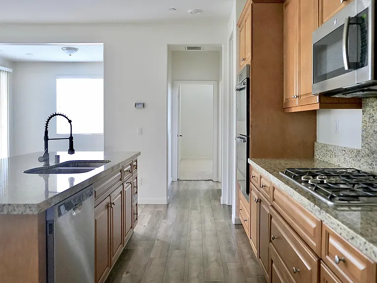 14810 Shelburne Ct — Photo 14