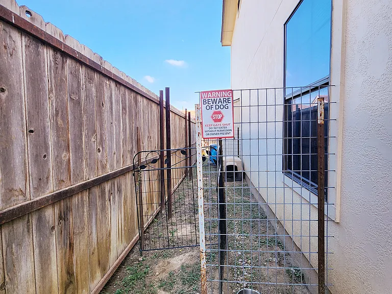 2385 Old Pioneer Rd — Photo 22