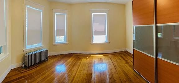 2nd image of 656 Washington St #J1