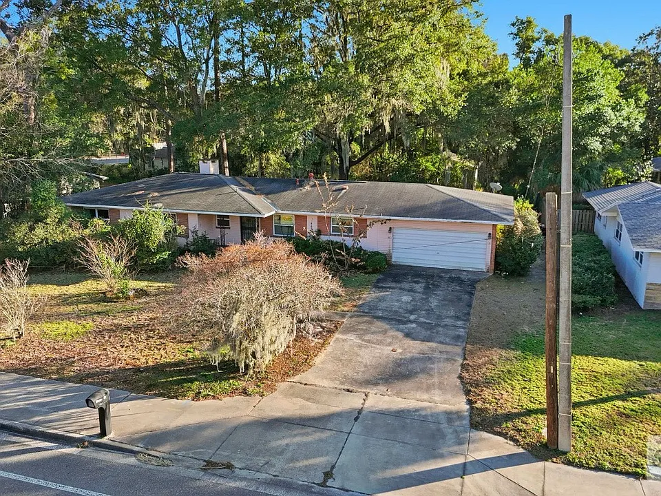 1643 NW 16th Ave