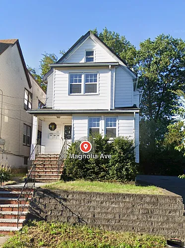 30 Magnolia Ave #2 Photo 1