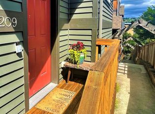 1209 Aurora Ave N, Seattle, WA 98109