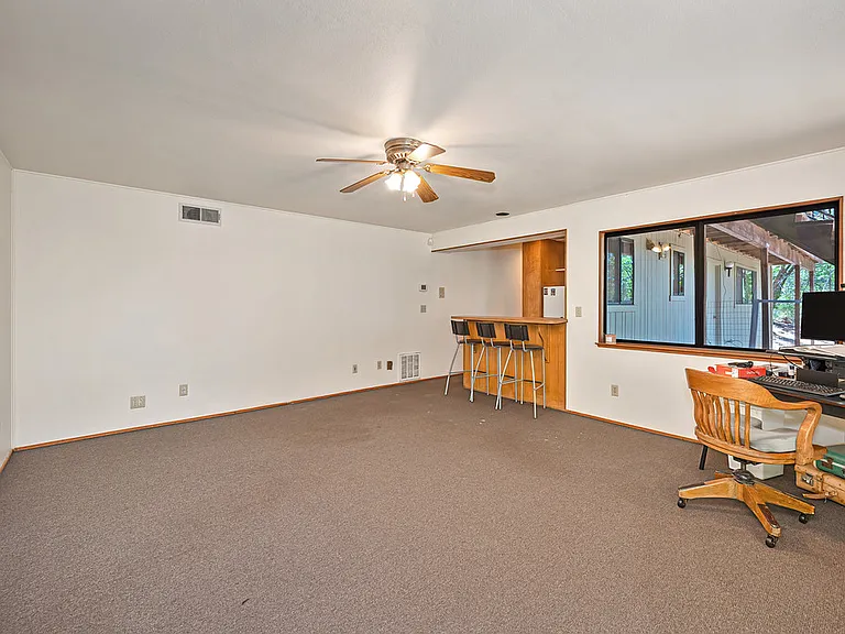 16832 Alice Way #1 — Photo 2
