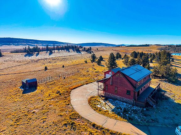 2nd image of 1528 Silverheels Rd