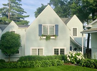 215 W Point Rd, Tonka Bay, MN 55331