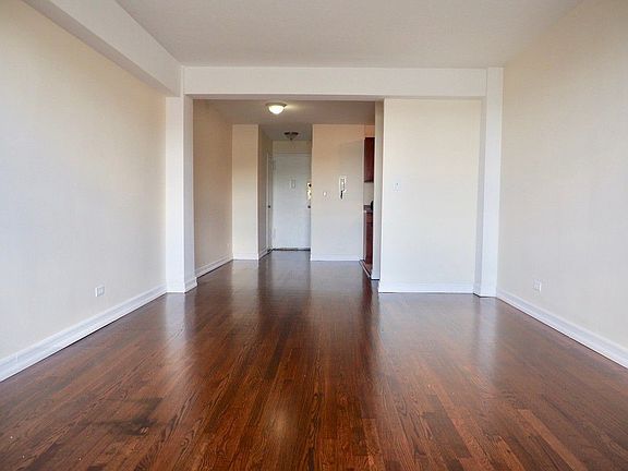 4th image of 65 Park Ter W APT 6A