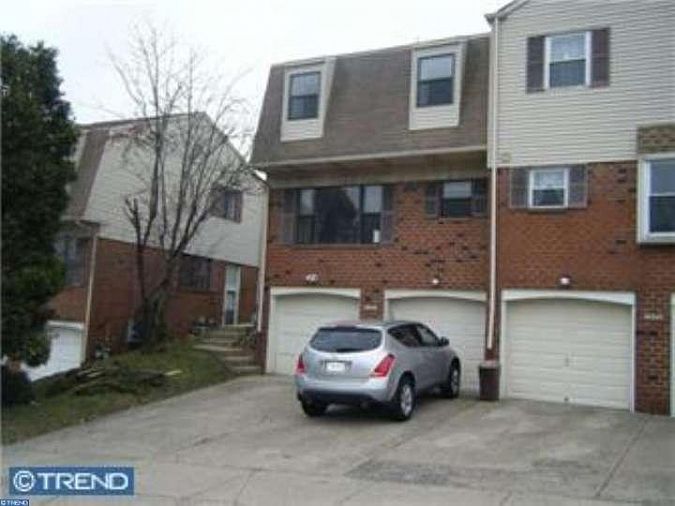1st image of 1562 Stoney Ln #A