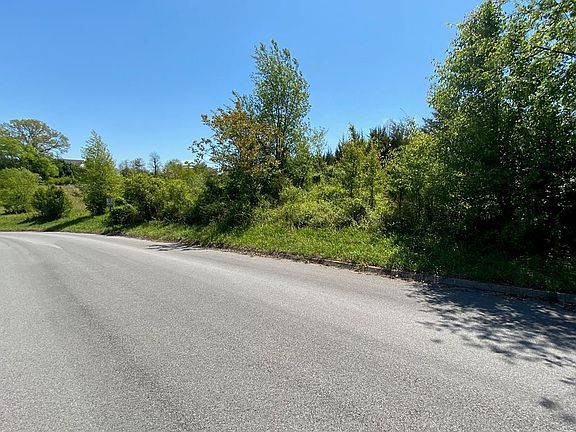 2nd image of 38 Broad River Ln Lot 38