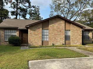 1623 Hazelwood St, Conroe, TX 77301