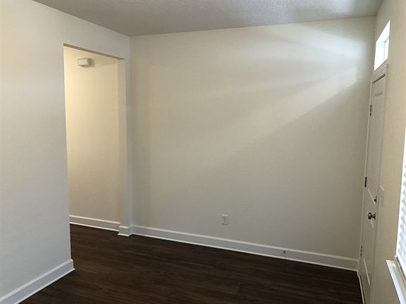 5th image of 3058 Creek Village Ln