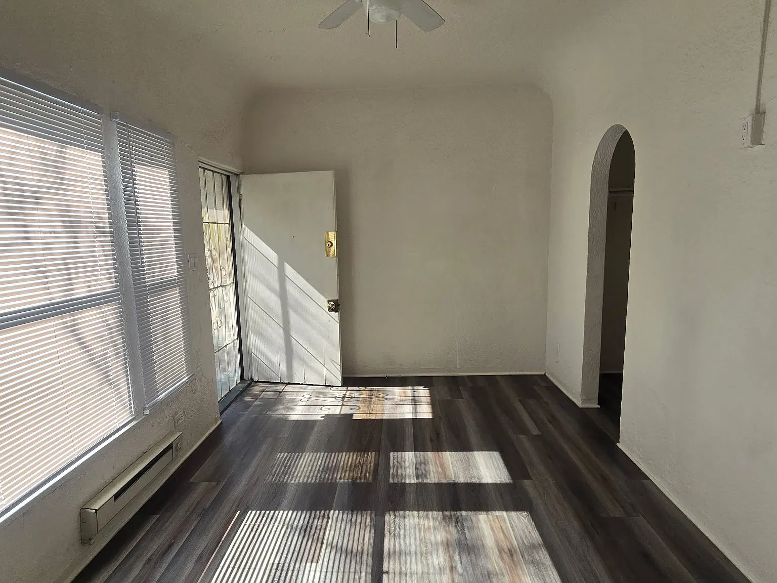 Studio, 450 sqft, $1,295 — Photo 1